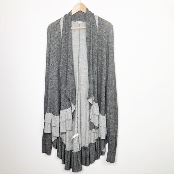 Free people intimately gray two-tone open closure ruffled hem oversized… - Picture 7 of 10